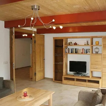 Group House Telse Comfortable Holiday בית נופש